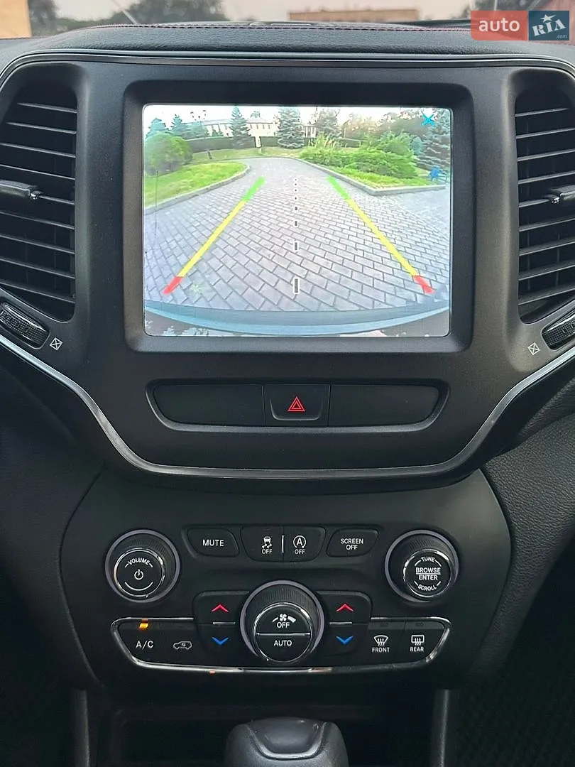 2019 Jeep Cherokee - мініатюра 21