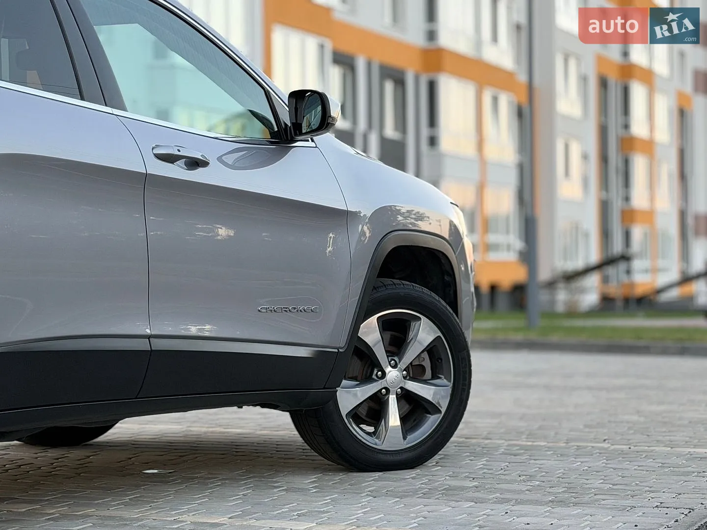 2019 Jeep Cherokee - мініатюра 5