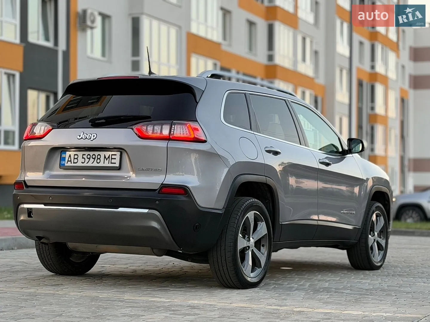 2019 Jeep Cherokee - мініатюра 18