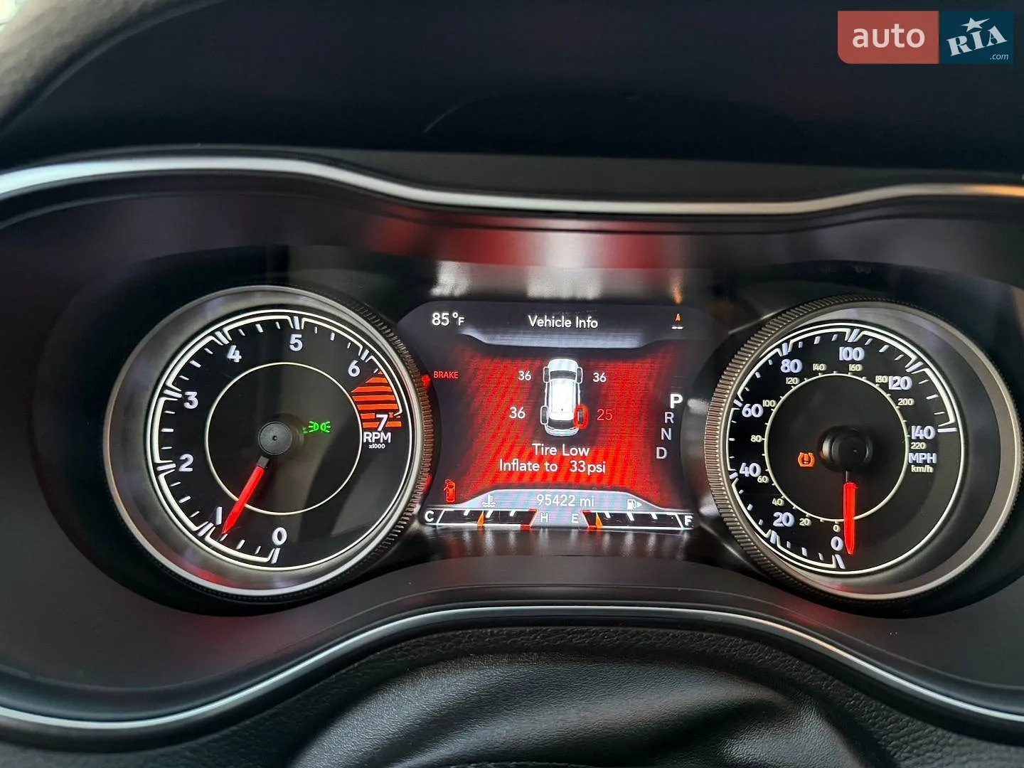 2019 Jeep Cherokee - мініатюра 39