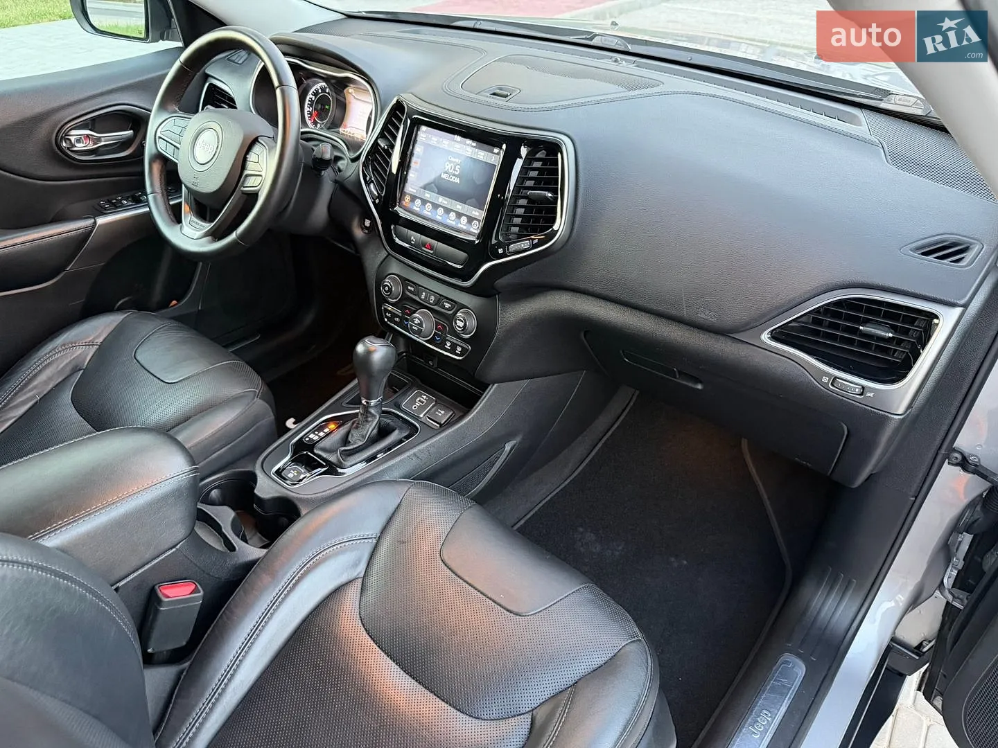 2019 Jeep Cherokee - мініатюра 68