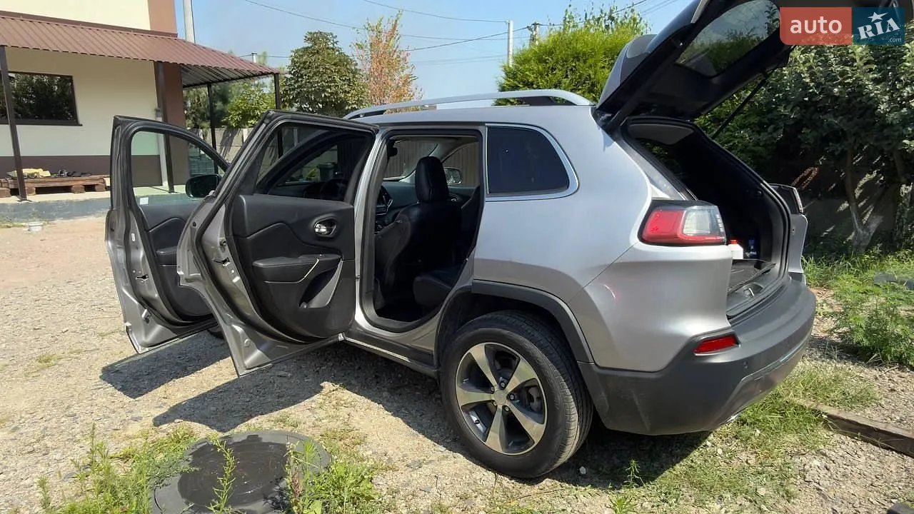 2019 Jeep Cherokee - мініатюра 5