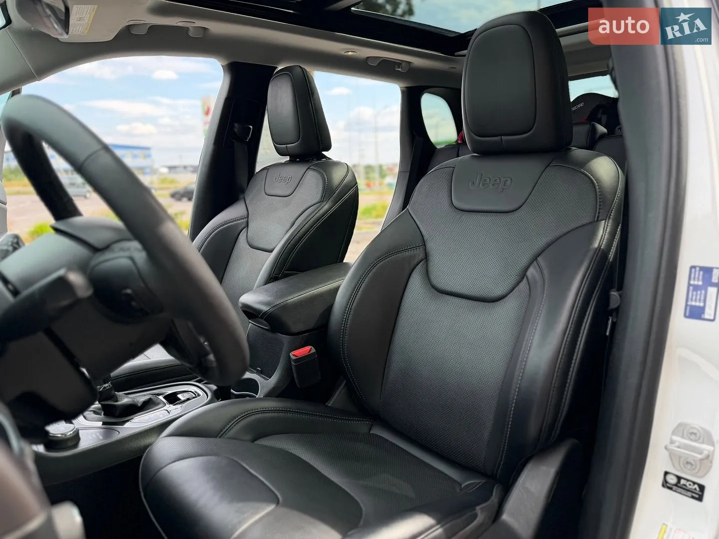 2022 Jeep Cherokee - мініатюра 22