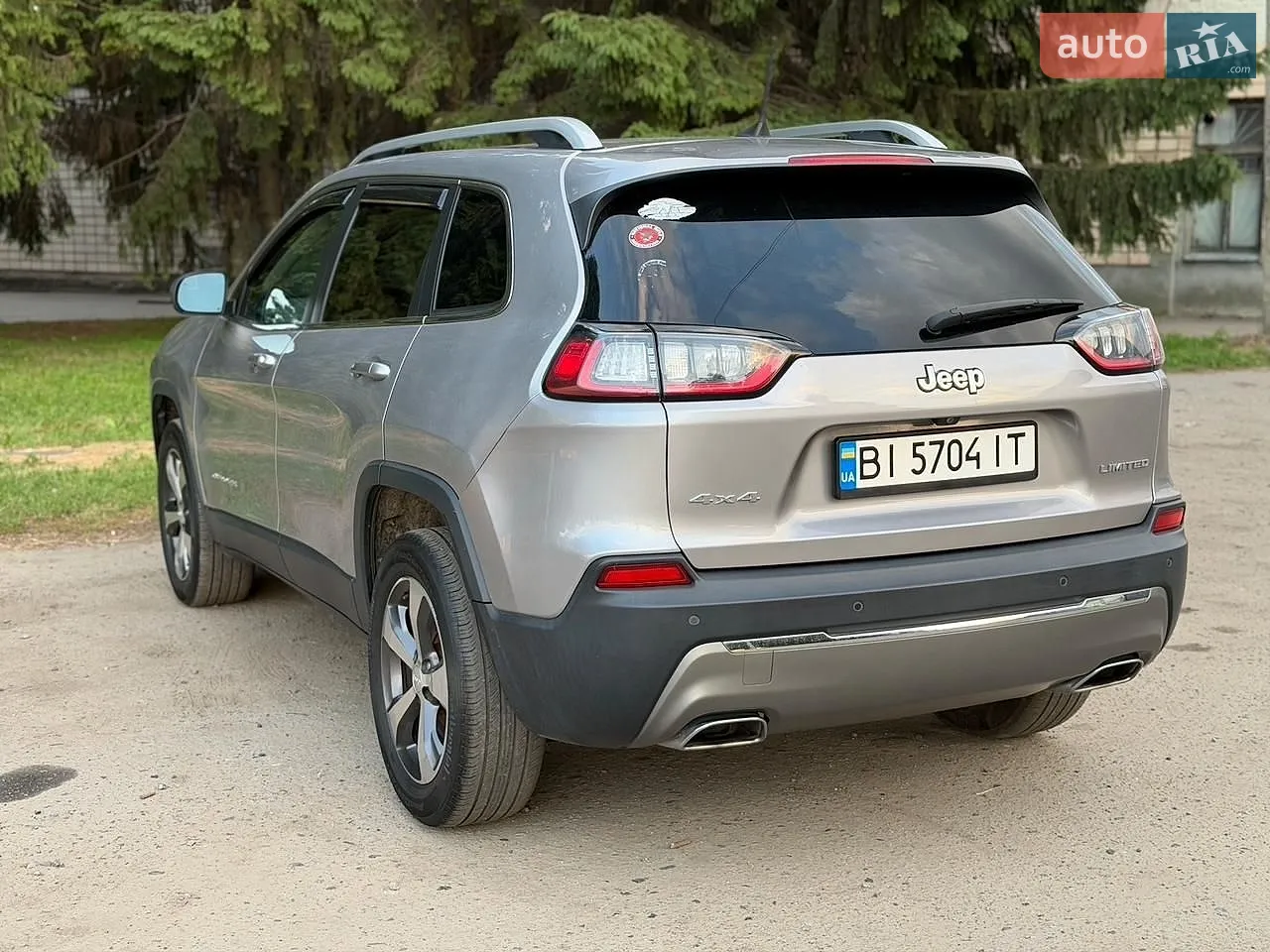 2019 Jeep Cherokee - мініатюра 13