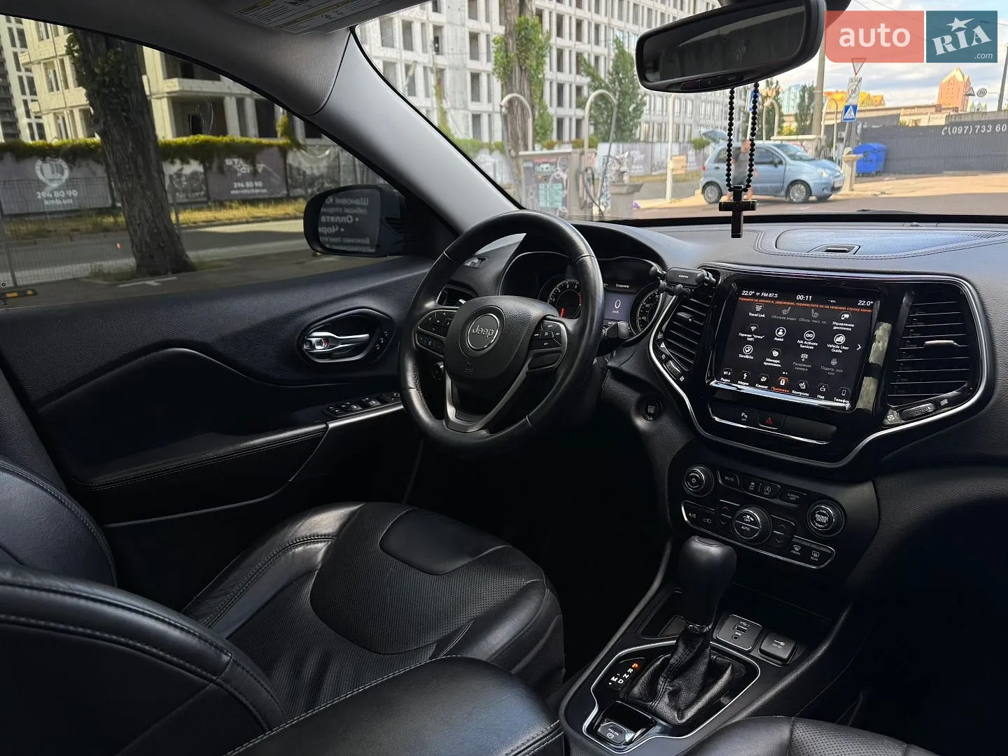 2019 Jeep Cherokee - мініатюра 25