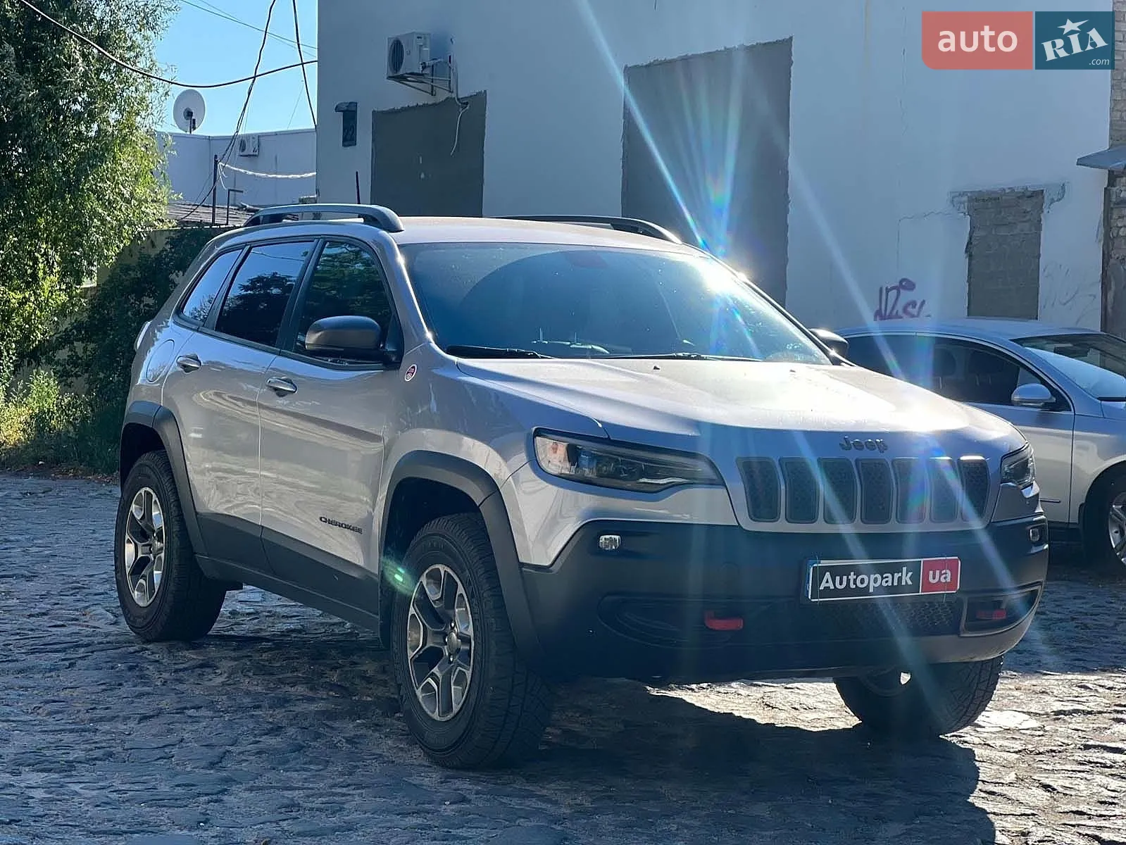 2018 Jeep Cherokee - мініатюра 3