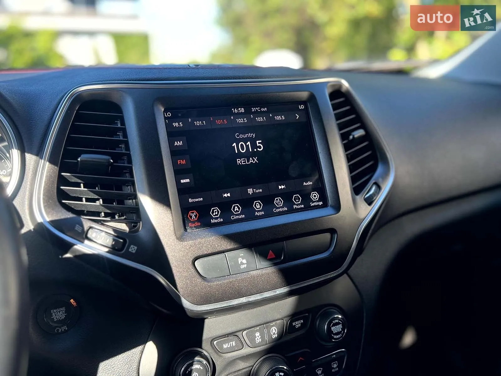 2018 Jeep Cherokee - мініатюра 16