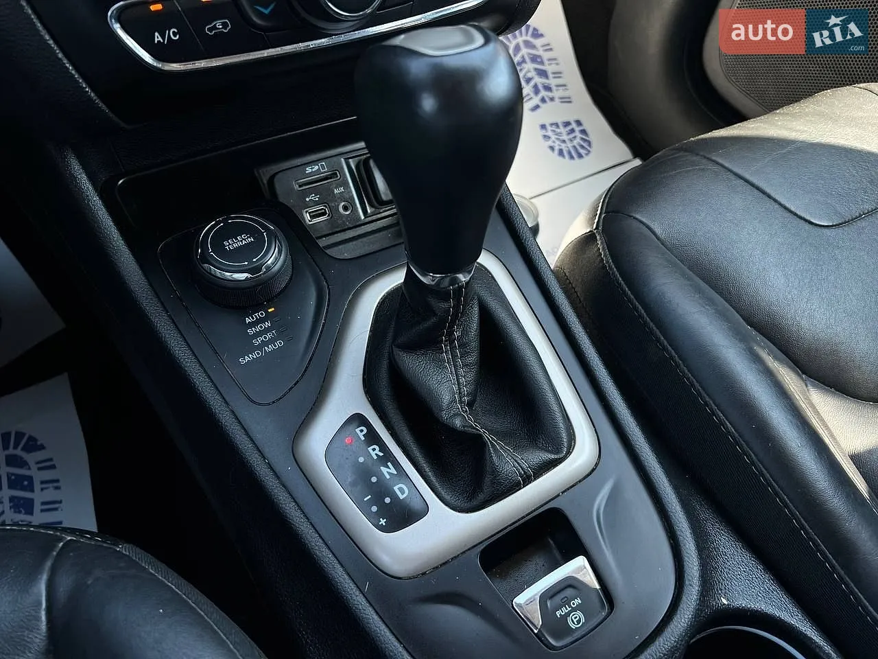 2018 Jeep Cherokee - мініатюра 24