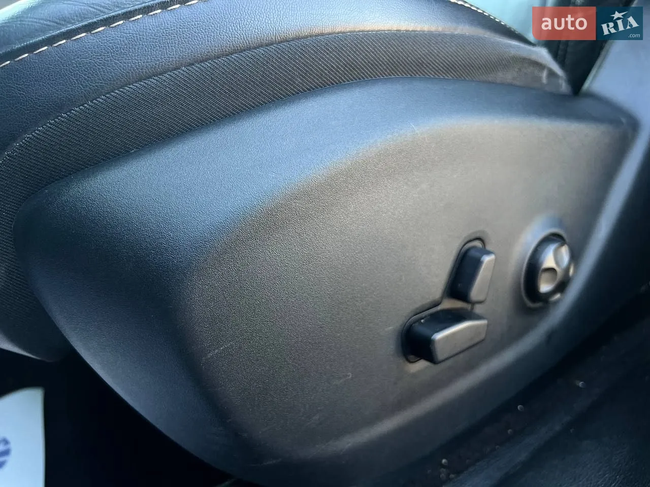 2018 Jeep Cherokee - мініатюра 16
