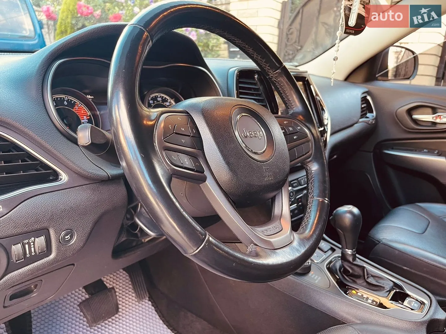 2019 Jeep Cherokee - мініатюра 10