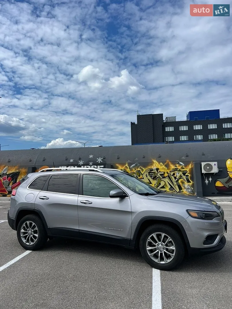 2020 Jeep Cherokee - мініатюра 5