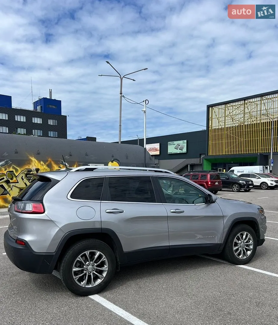 2020 Jeep Cherokee - мініатюра 7