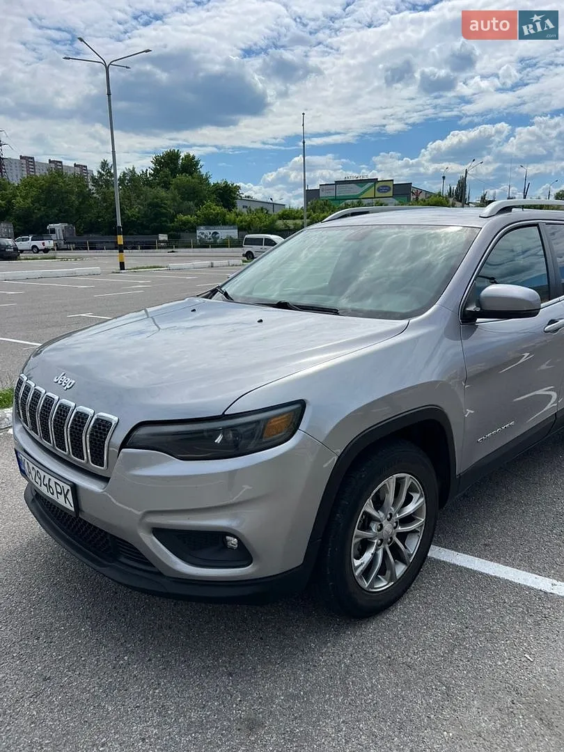 2020 Jeep Cherokee - мініатюра 3