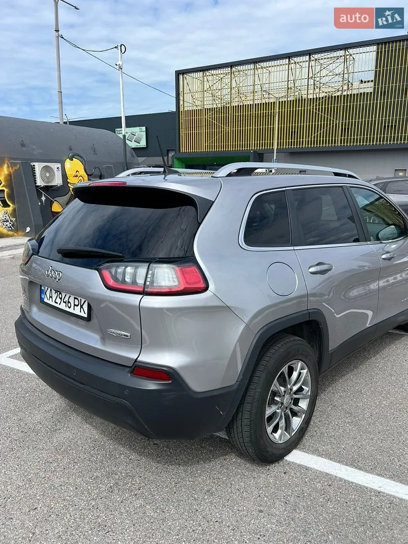 2020 Jeep Cherokee - мініатюра 8