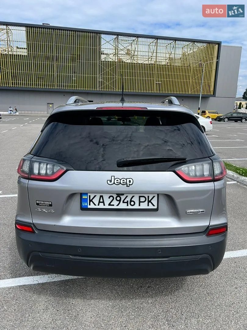 2020 Jeep Cherokee - мініатюра 9