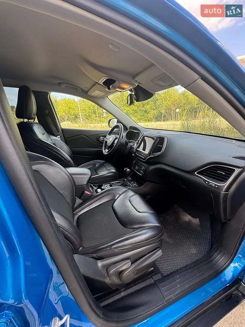 2021 Jeep Cherokee - мініатюра 25