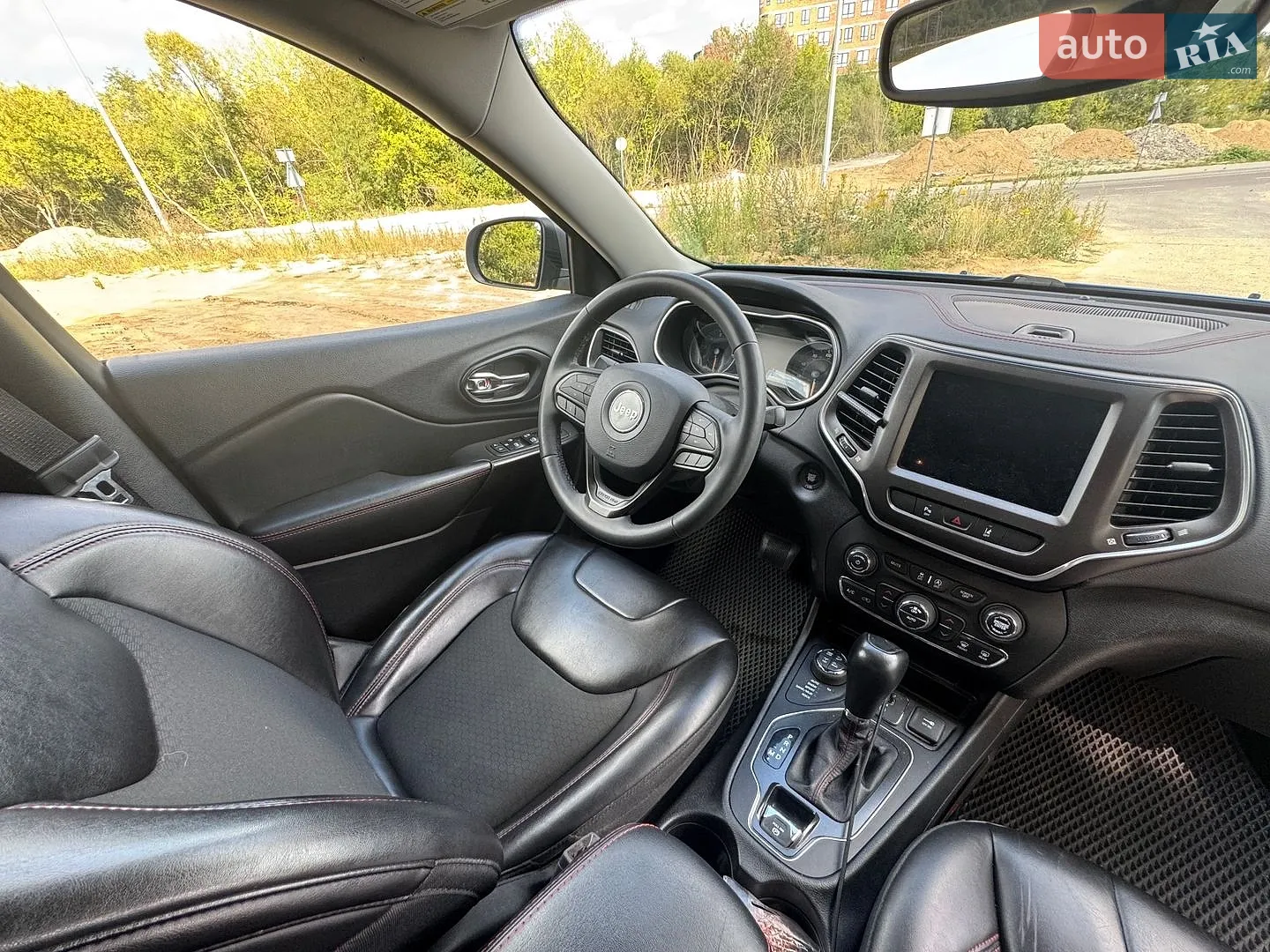 2021 Jeep Cherokee - мініатюра 26