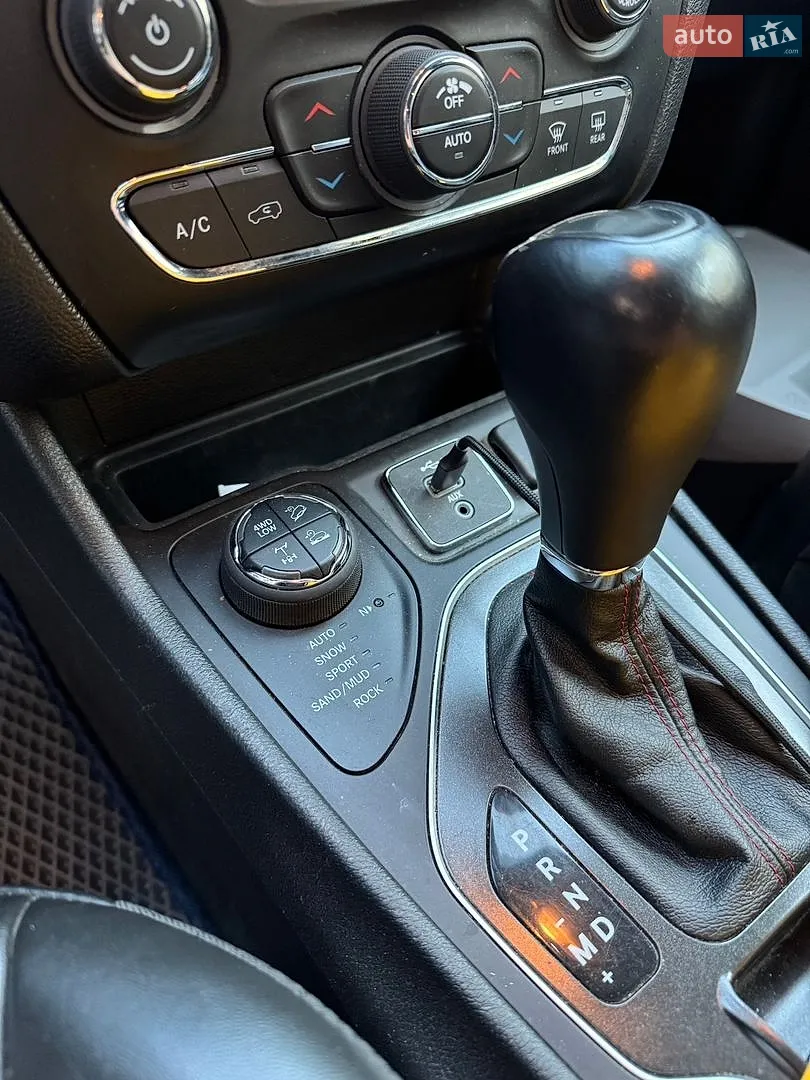 2021 Jeep Cherokee - мініатюра 37