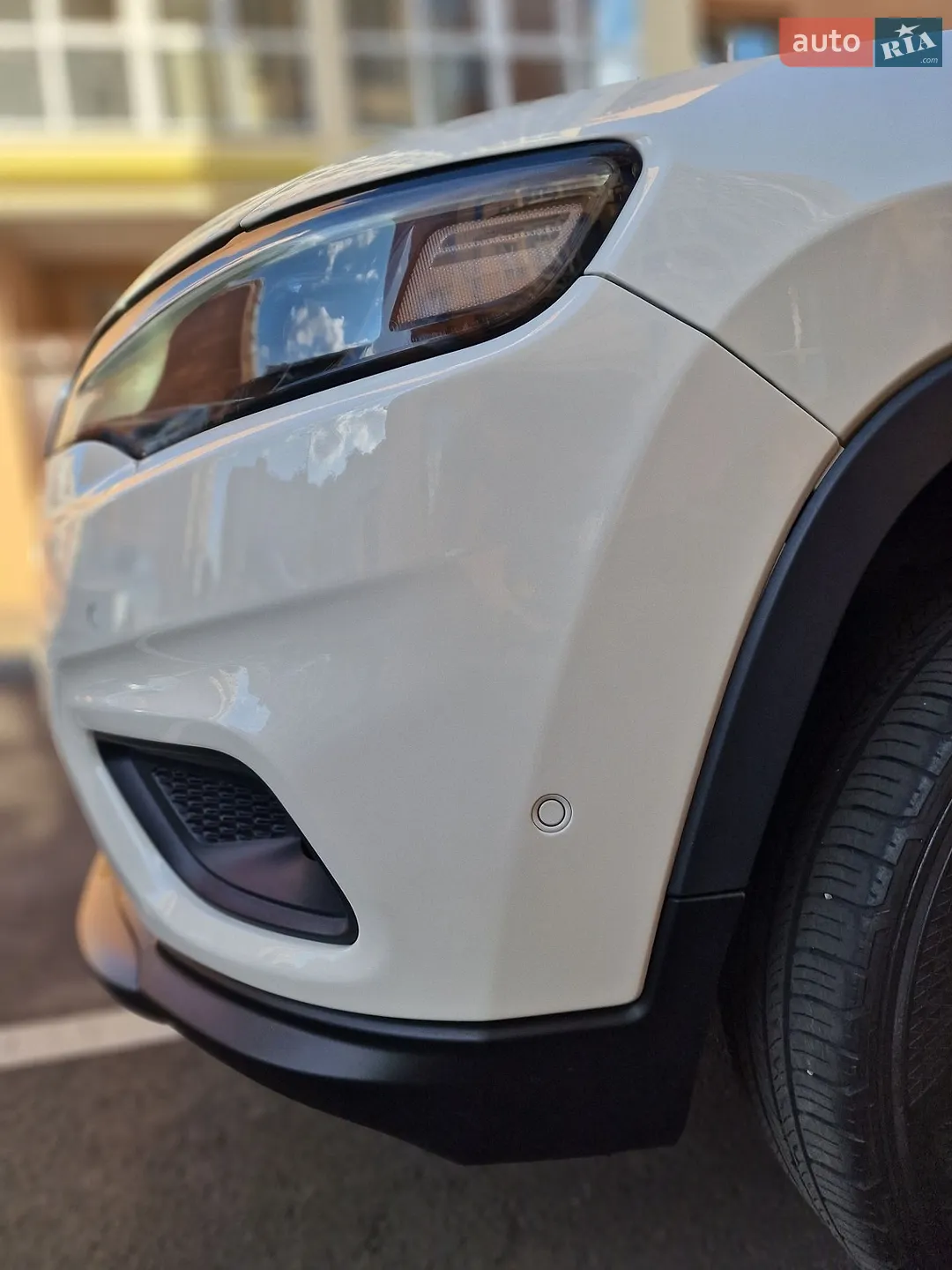 2019 Jeep Cherokee - мініатюра 4