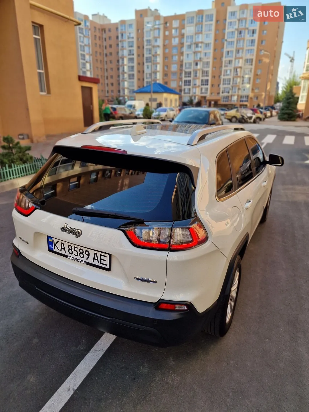 2019 Jeep Cherokee - мініатюра 14