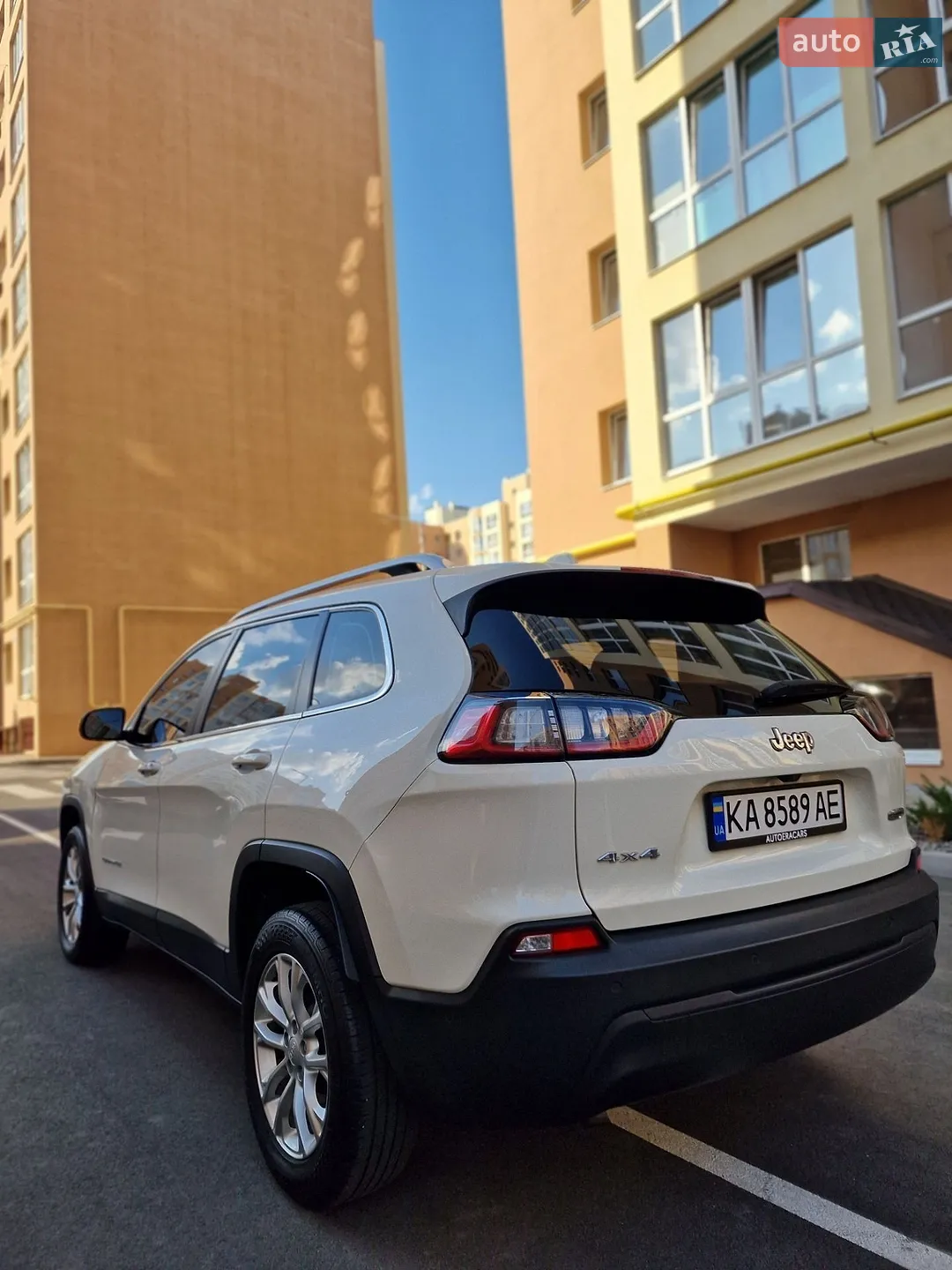 2019 Jeep Cherokee - мініатюра 17