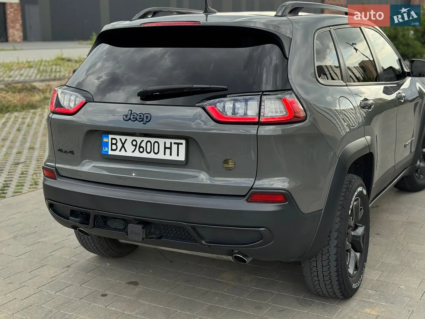 2020 Jeep Cherokee - мініатюра 6