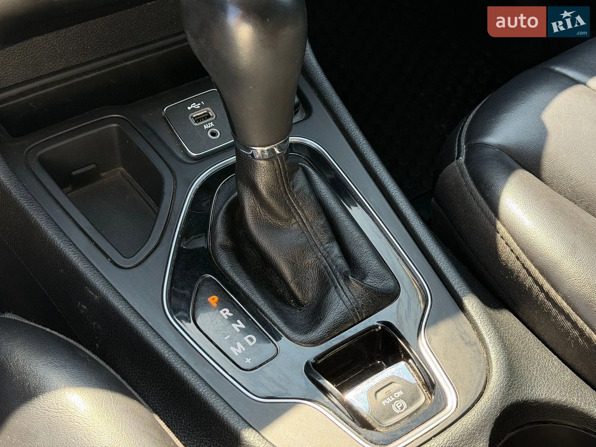 2019 Jeep Cherokee - мініатюра 34