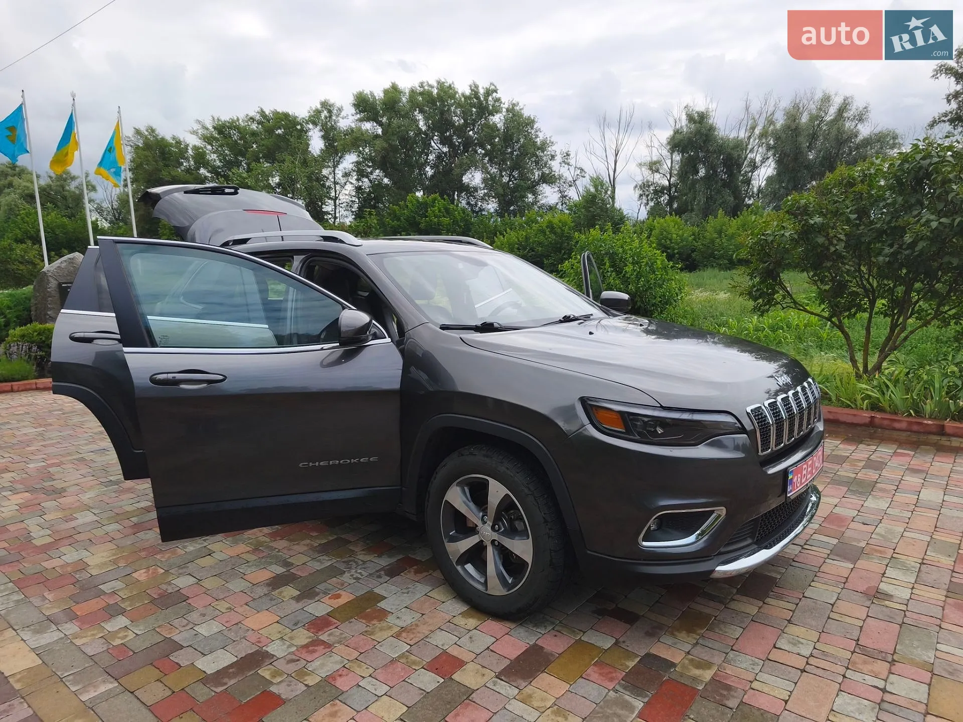 2019 Jeep Cherokee - мініатюра 42