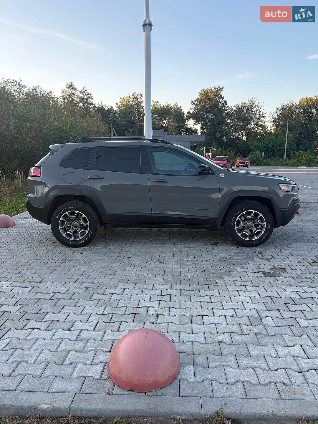 2022 Jeep Cherokee - мініатюра 6