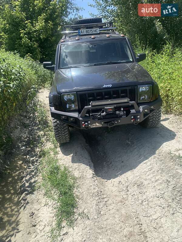 Внедорожник / Кроссовер Jeep Commander 2006 в Киеве