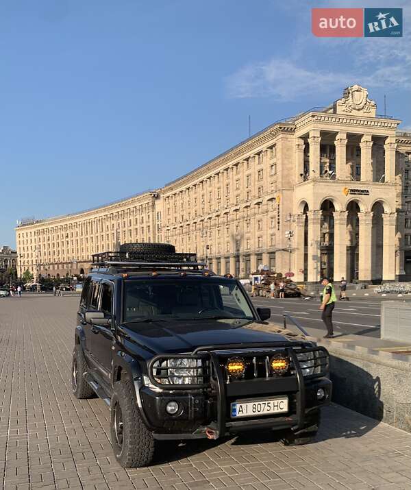 Внедорожник / Кроссовер Jeep Commander 2006 в Киеве