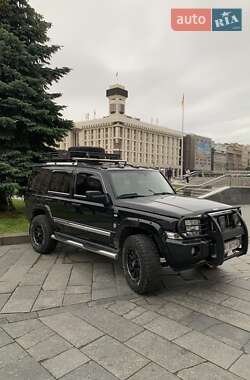 Внедорожник / Кроссовер Jeep Commander 2006 в Киеве