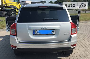 Внедорожник / Кроссовер Jeep Compass 2011 в Радивилове