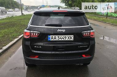 Внедорожник / Кроссовер Jeep Compass 2017 в Киеве