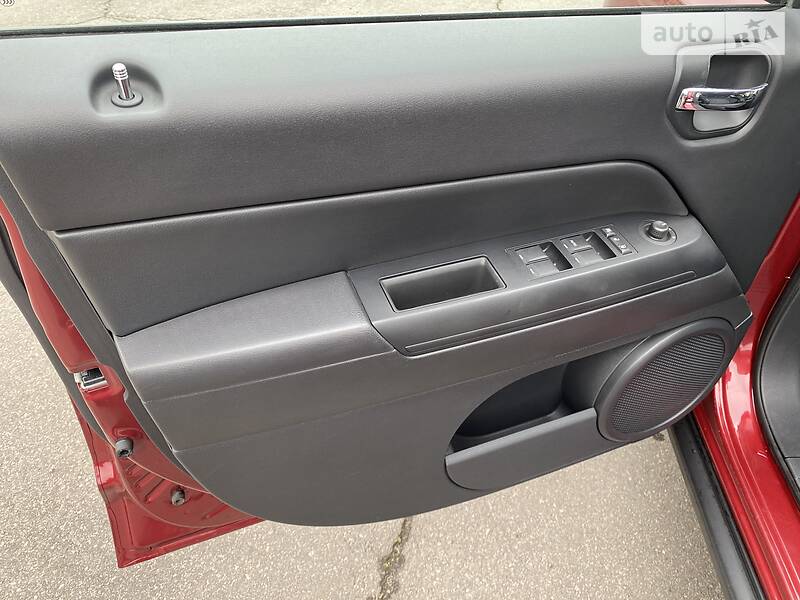 Внедорожник / Кроссовер Jeep Compass 2013 в Каменском фото 16 Внедорожник / Кроссовер Jeep Compass 2013 в Каменском