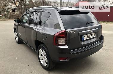 Позашляховик / Кросовер Jeep Compass 2016 в 