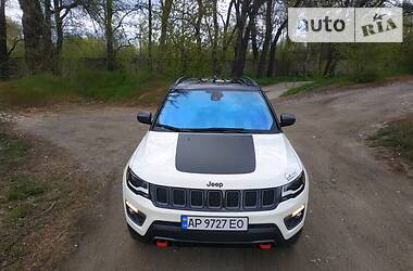 Позашляховик / Кросовер Jeep Compass 2018 в 