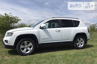 Позашляховик / Кросовер Jeep Compass 2014 в 