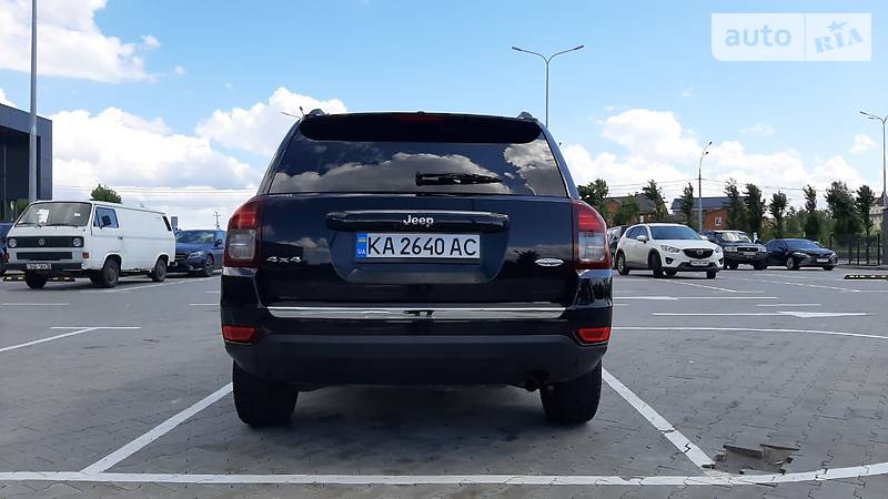 Позашляховик / Кросовер Jeep Compass 2015 в Києві
