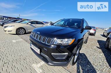 Позашляховик / Кросовер Jeep Compass 2017 в 