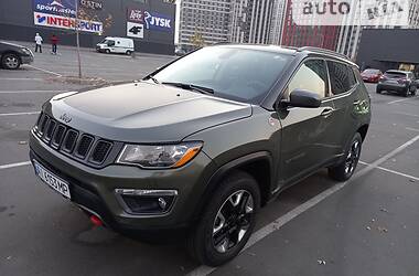 Внедорожник / Кроссовер Jeep Compass 2017 в Киеве