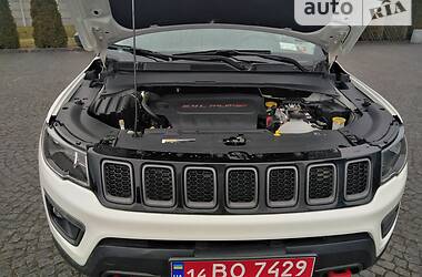 Внедорожник / Кроссовер Jeep Compass 2019 в Львове