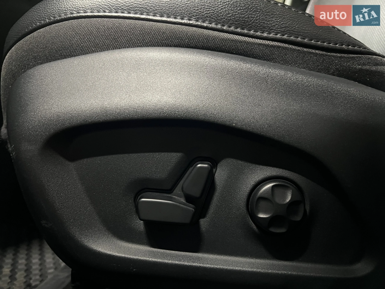 2020 Jeep Compass - мініатюра 35