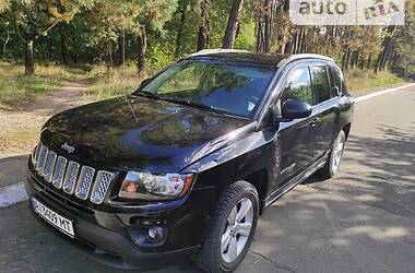 Внедорожник / Кроссовер Jeep Compass 2016 в Барышевке