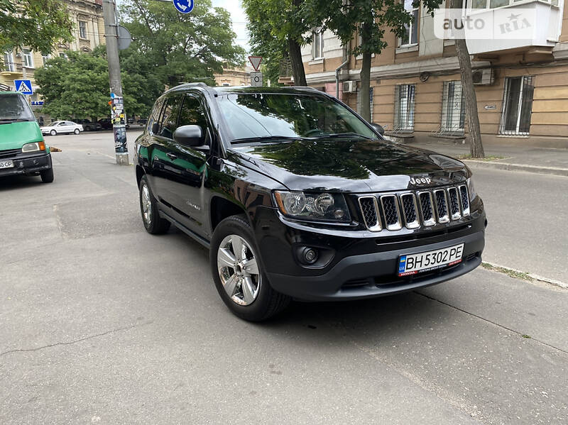 Внедорожник / Кроссовер Jeep Compass 2015 в Болграде