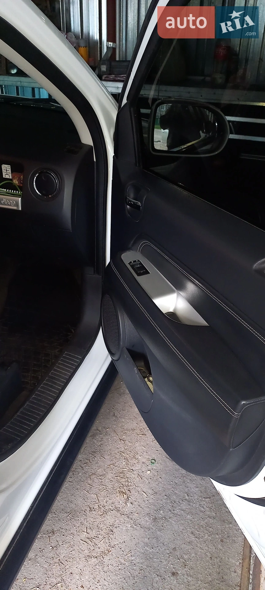 2014 Jeep Compass - мініатюра 17