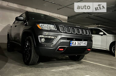 Внедорожник / Кроссовер Jeep Compass 2019 в Киеве