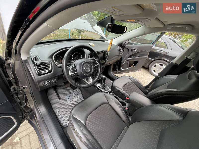 Позашляховик / Кросовер Jeep Compass 2020 в Ужгороді