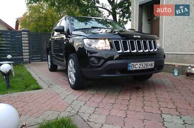 Внедорожник / Кроссовер Jeep Compass 2012 в Киеве