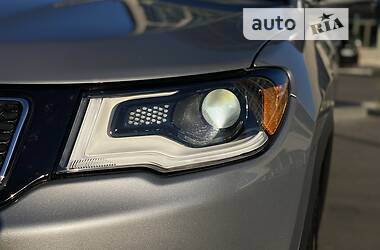 Внедорожник / Кроссовер Jeep Compass 2018 в 